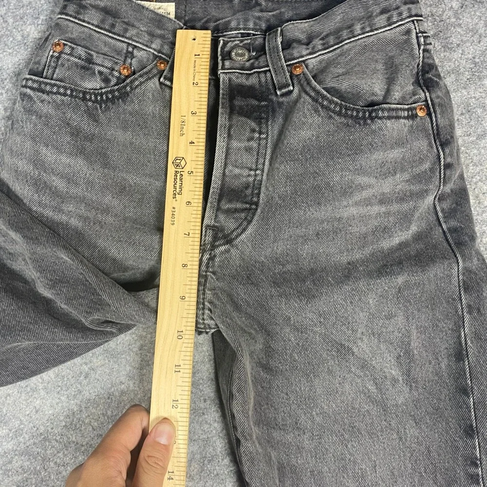 Levi Strauss & Co 501‎ 81 Premium Grey Wash Straight Leg Button Fly Jeans 24x31